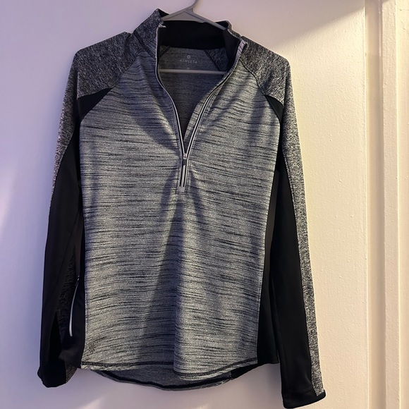 Athleta — Size M — Running Wild Half Zip - Picture 1 of 3